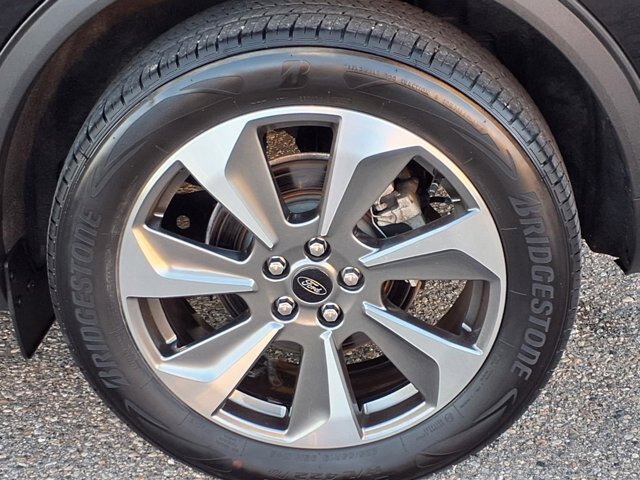 Certified 2024 Ford Escape Platinum AWD/4WD image 29