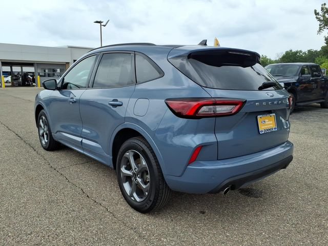 Certified 2024 Ford Escape ST-Line w/ Tech Pack #1 AWD/4WD image 5