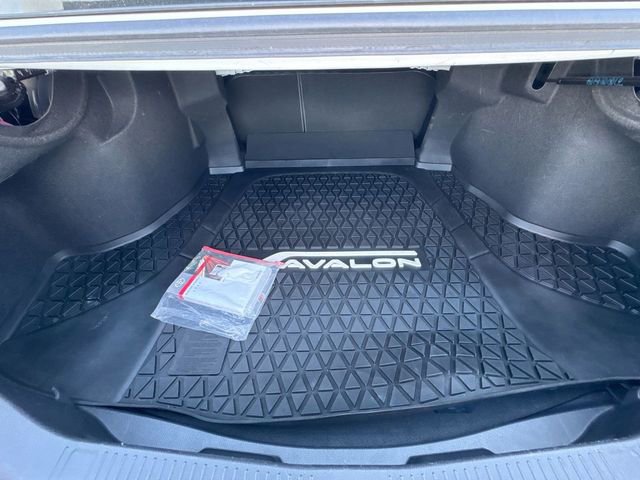 Used 2020 Toyota Avalon XSE w/ All Weather Liner Package FWD image 26