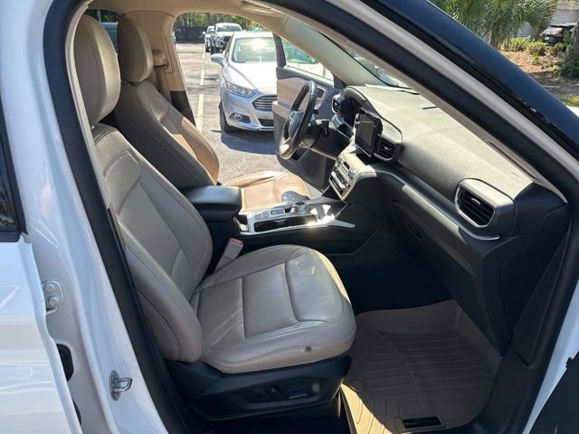 Certified 2021 Ford Explorer XLT w/ Equipment Group 202A RWD image 22