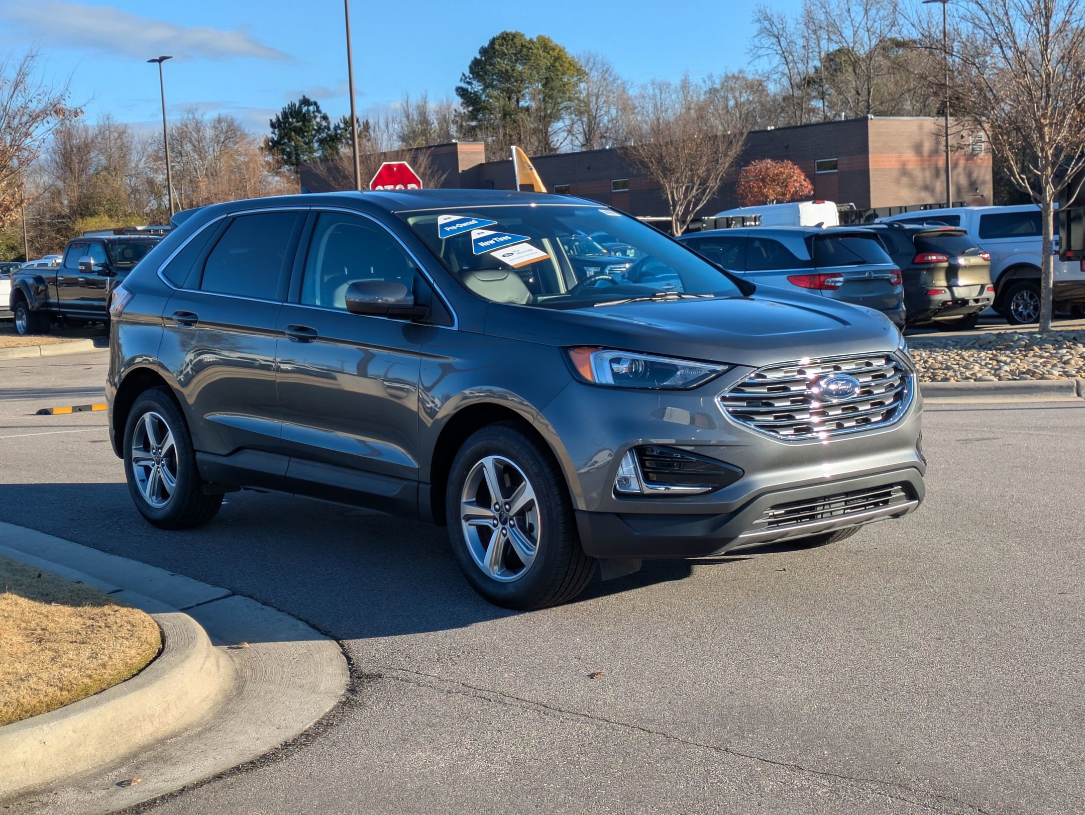 Certified 2022 Ford Edge SEL w/ Convenience Package