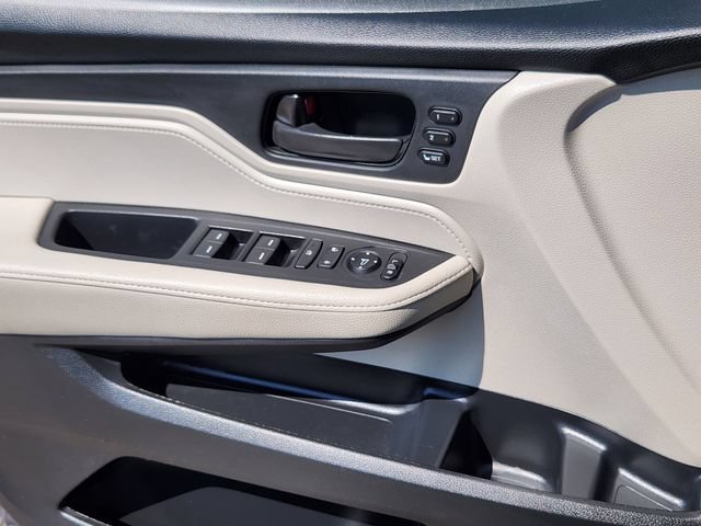 Used 2025 Honda Odyssey EX-L image 10