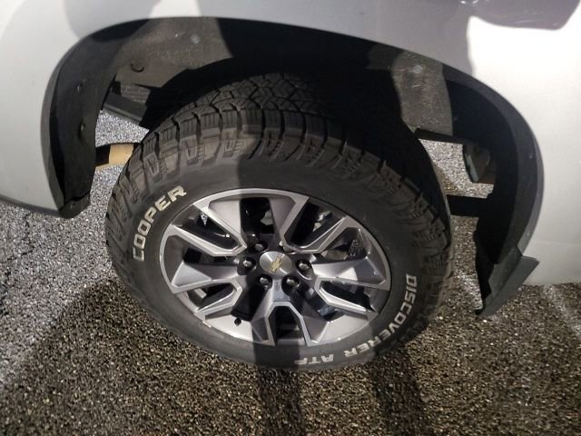Used 2022 Chevrolet Silverado 1500 LT w/ Protection Package image 43