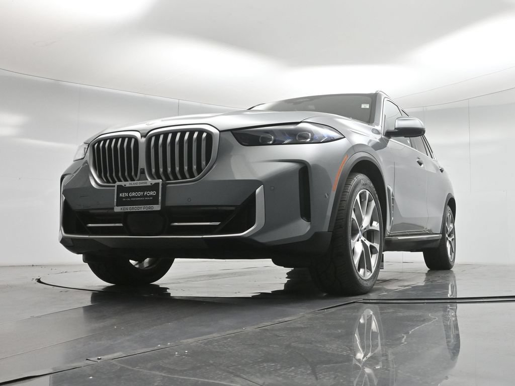Used 2024 BMW X5 xDrive40i AWD/4WD image 47