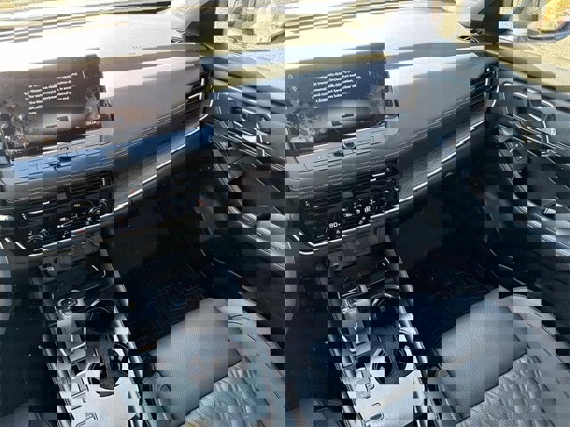 Used 2024 Nissan Rogue Platinum w/ Platinum Premium Package image 16