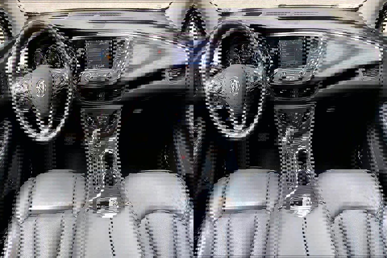 Used 2020 Buick Envision Premium w/ Driver Confidence Package image 16