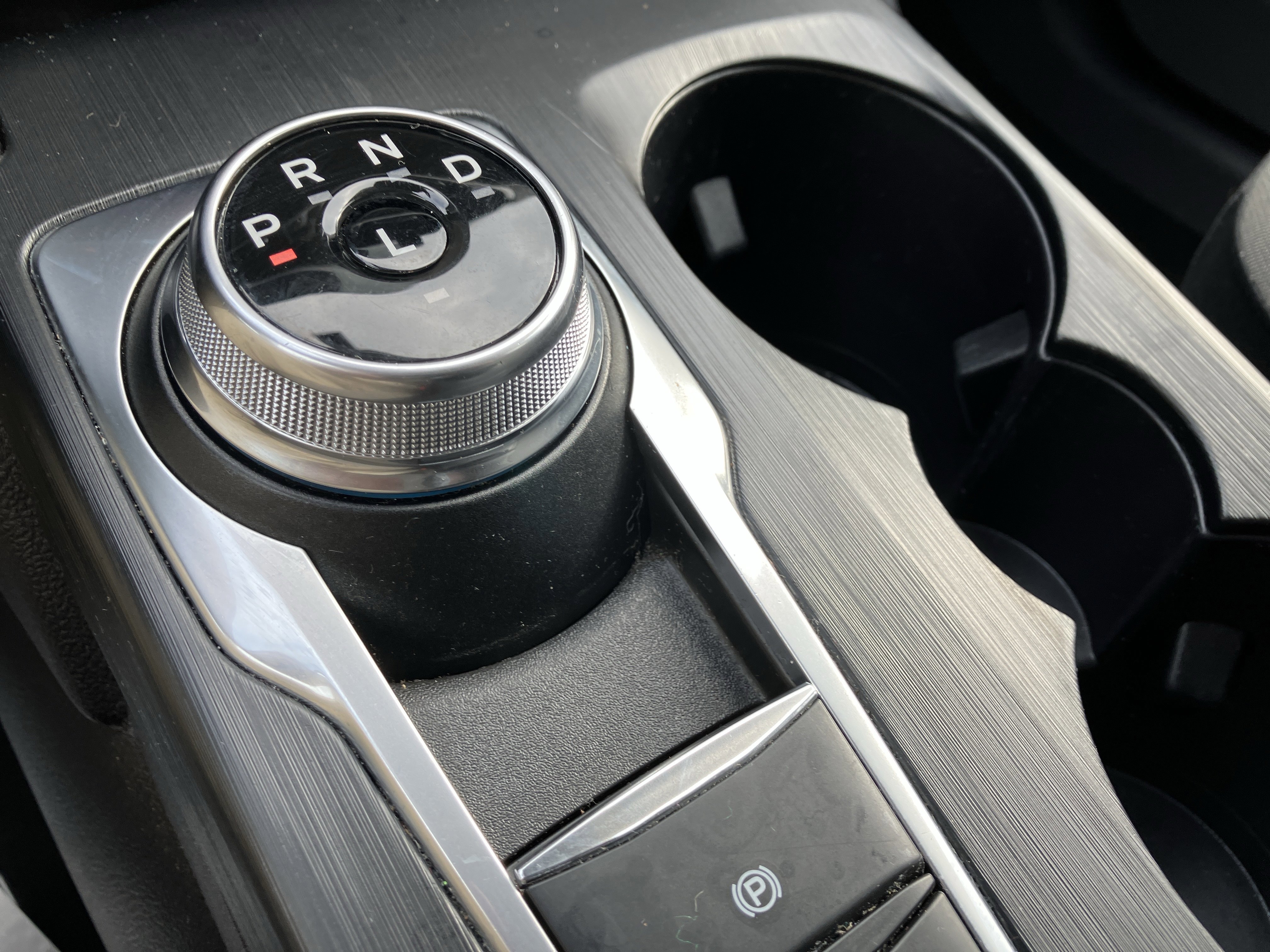 Certified 2022 Ford Escape SE w/ SE Sport Appearance Package image 25