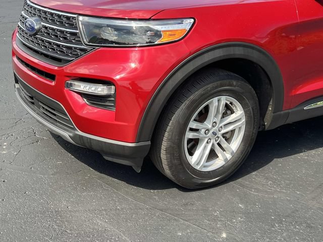 Certified 2024 Ford Explorer XLT w/ Equipment Group 202A AWD/4WD image 8
