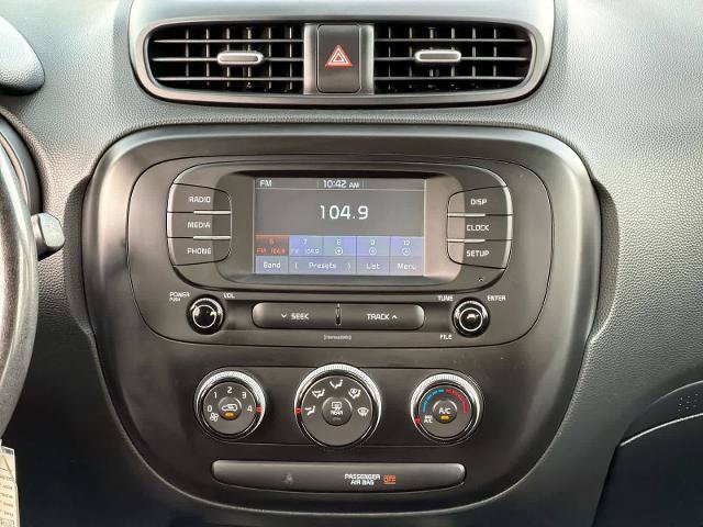 Used 2019 Kia Soul FWD image 28