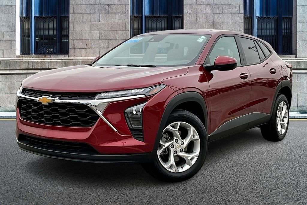 Used 2024 Chevrolet Trax LS w/ LS Convenience Package video 2