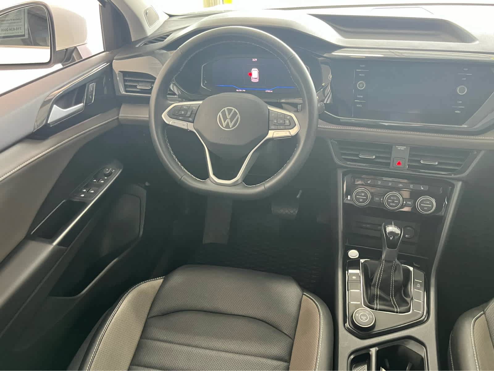 Used 2022 Volkswagen Taos SEL AWD/4WD image 15
