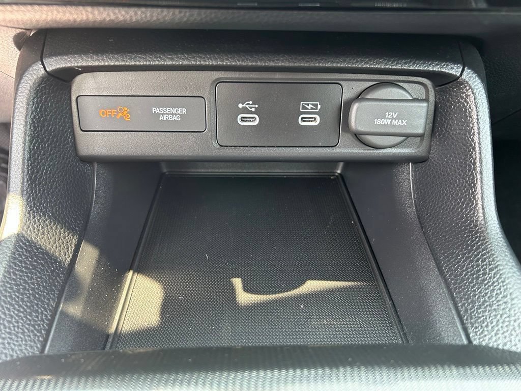 Used 2025 Honda Civic Sport image 29