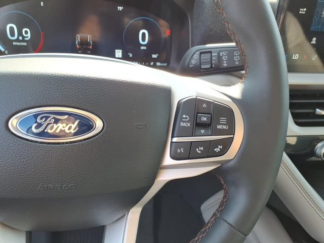 Certified 2025 Ford Explorer Active w/ Active Comfort Package AWD/4WD image 20