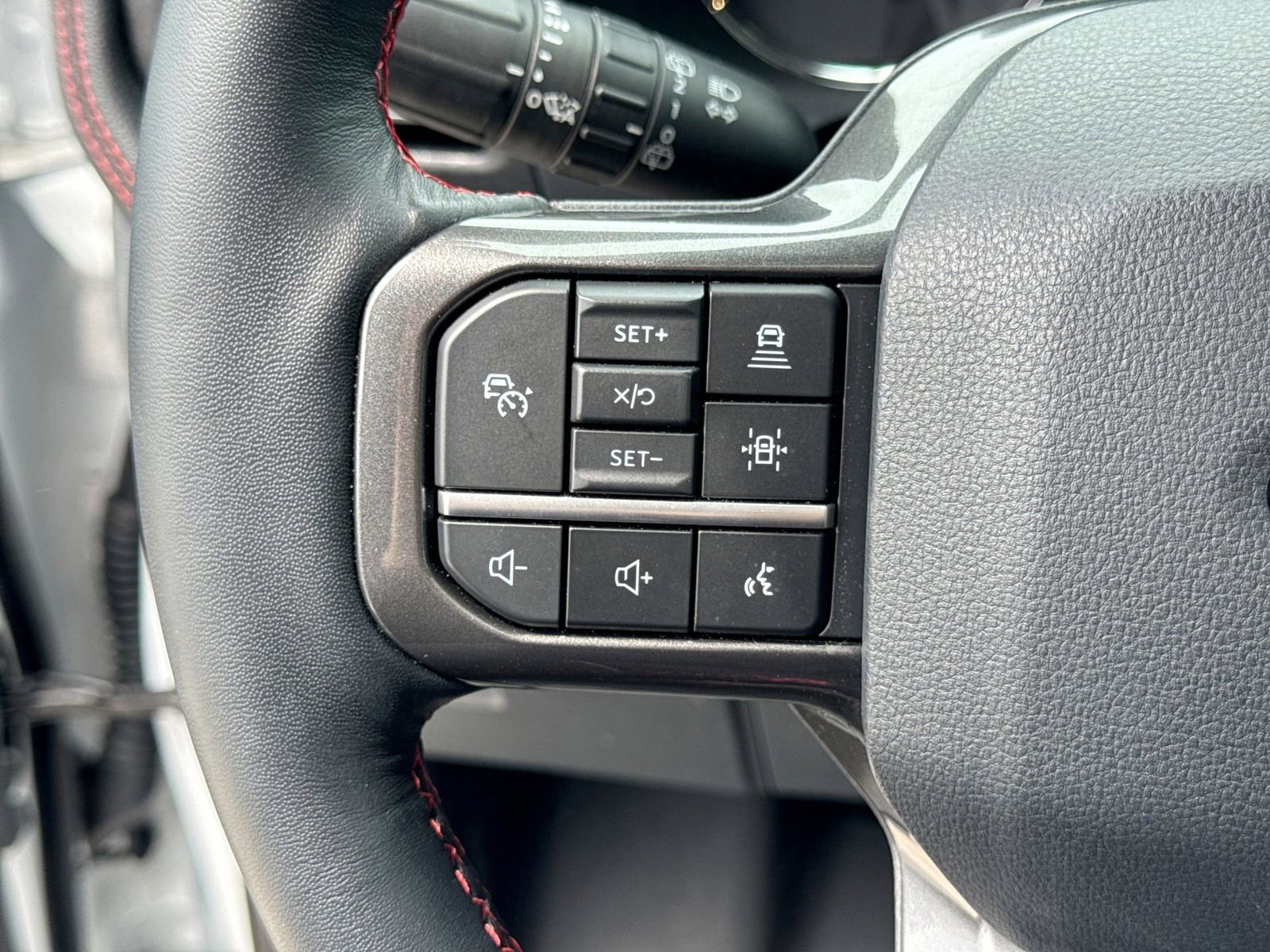 Certified 2023 Ford Expedition Limited AWD/4WD image 32