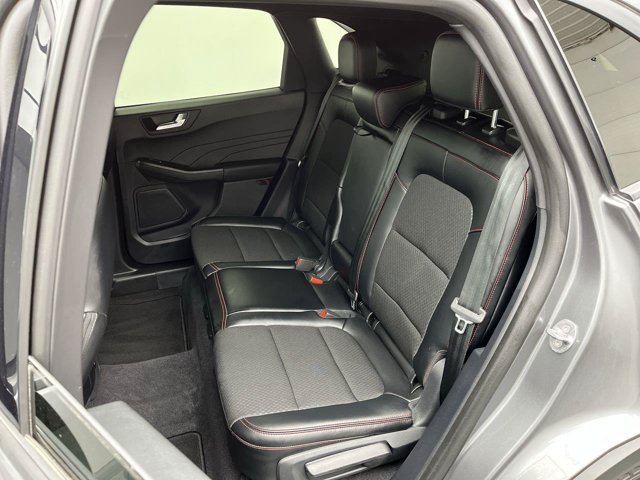 Certified 2025 Ford Escape ST-Line AWD/4WD image 11
