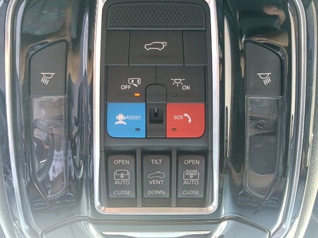 Used 2022 Jeep Grand Wagoneer Series II w/ Premium Group II AWD/4WD image 26