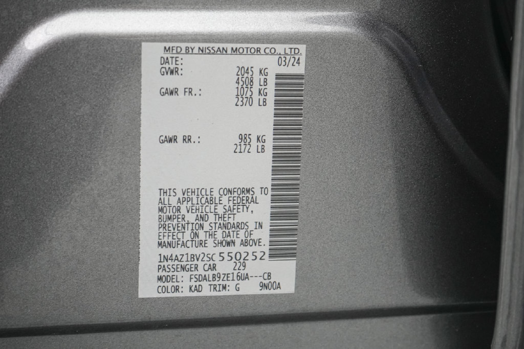 Used 2025 Nissan Leaf S FWD image 23