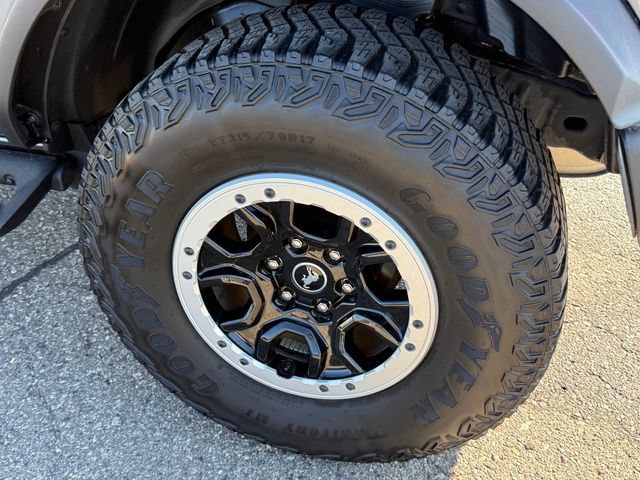 Certified 2023 Ford Bronco Big Bend w/ Sasquatch Package AWD/4WD image 5