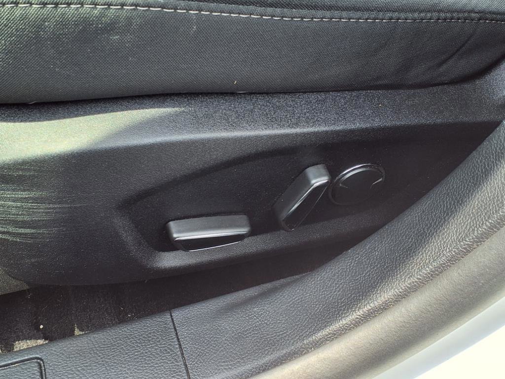 Certified 2020 Ford Fusion SE image 9