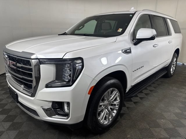 Used 2021 GMC Yukon XL SLT w/ SLT Luxury Plus Package AWD/4WD image 6