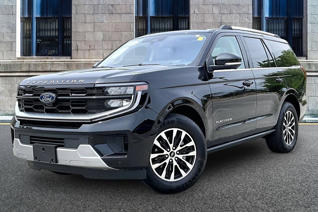 Certified 2025 Ford Expedition Platinum AWD/4WD image 2