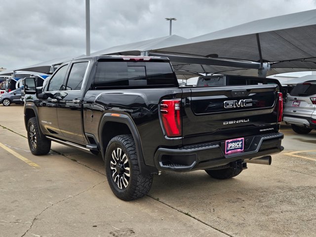 Used 2025 GMC Sierra 2500 Denali Ultimate image 5