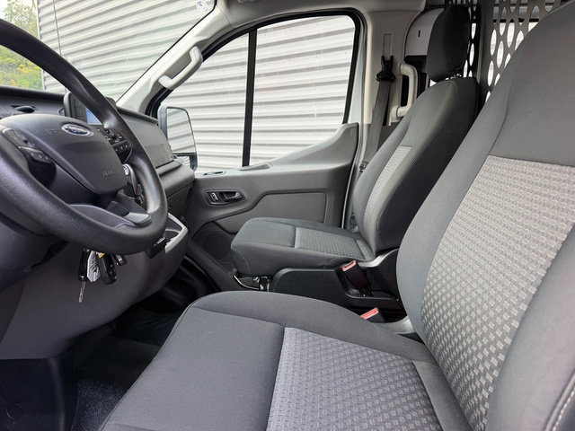 Certified 2025 Ford Transit 250 Low Roof w/ Exterior Upgrade Package RWD image 19