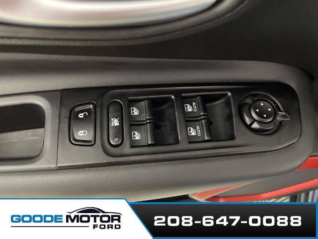 Used 2022 Jeep Renegade Trailhawk AWD/4WD image 10
