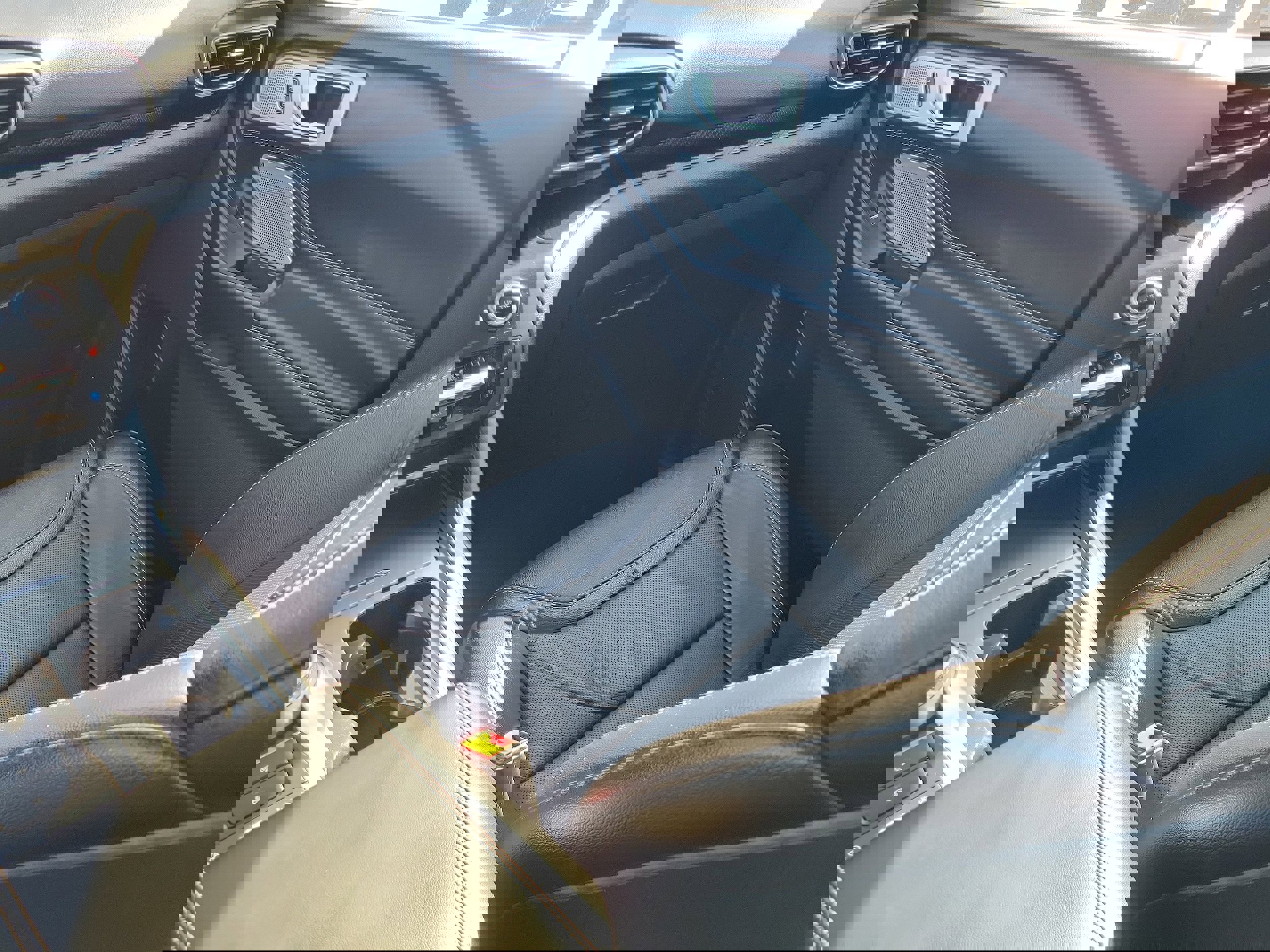 Certified 2020 Ford Explorer ST w/ Premium Technology Package image 17