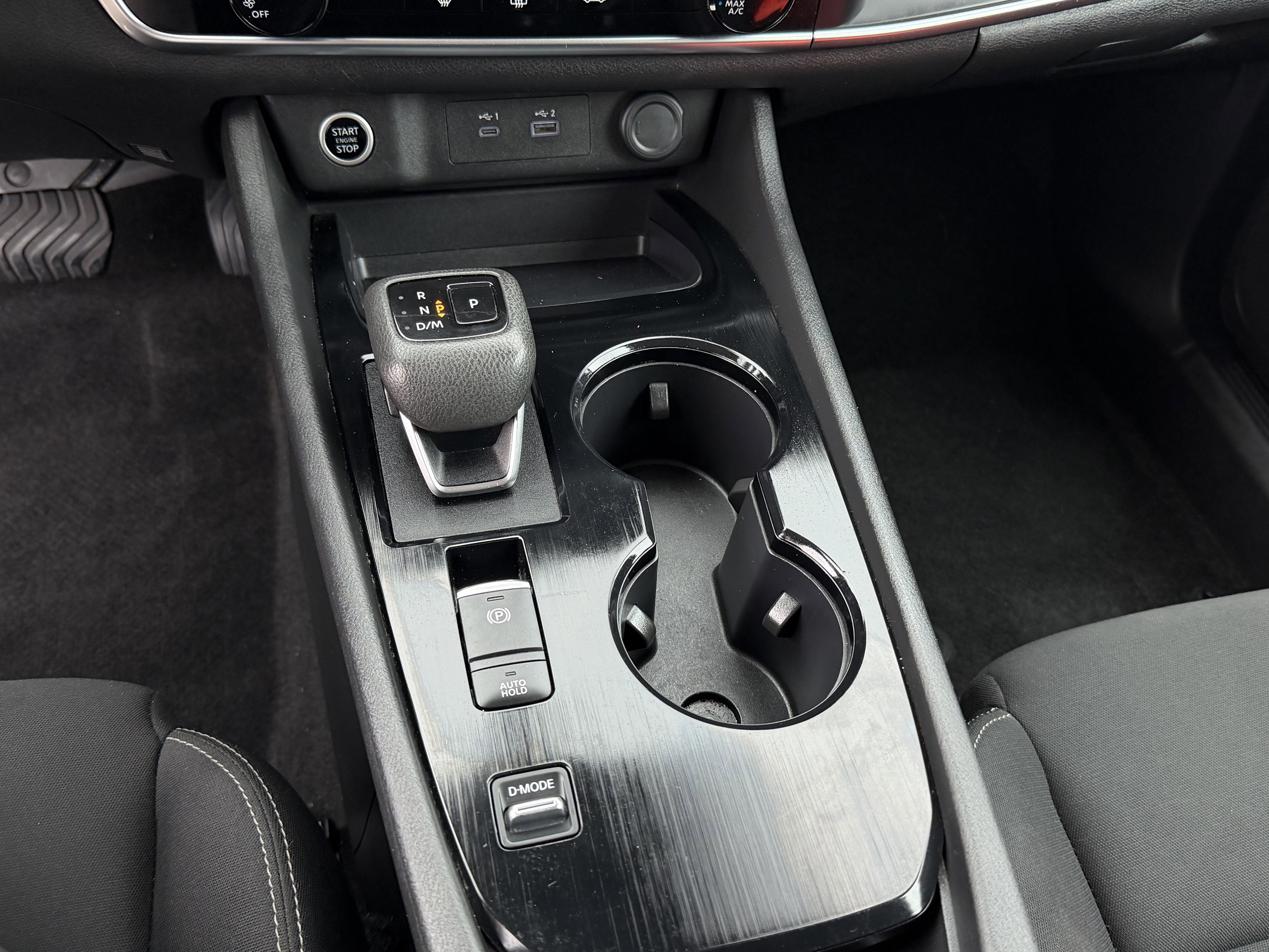 Used 2023 Nissan Rogue S FWD image 18