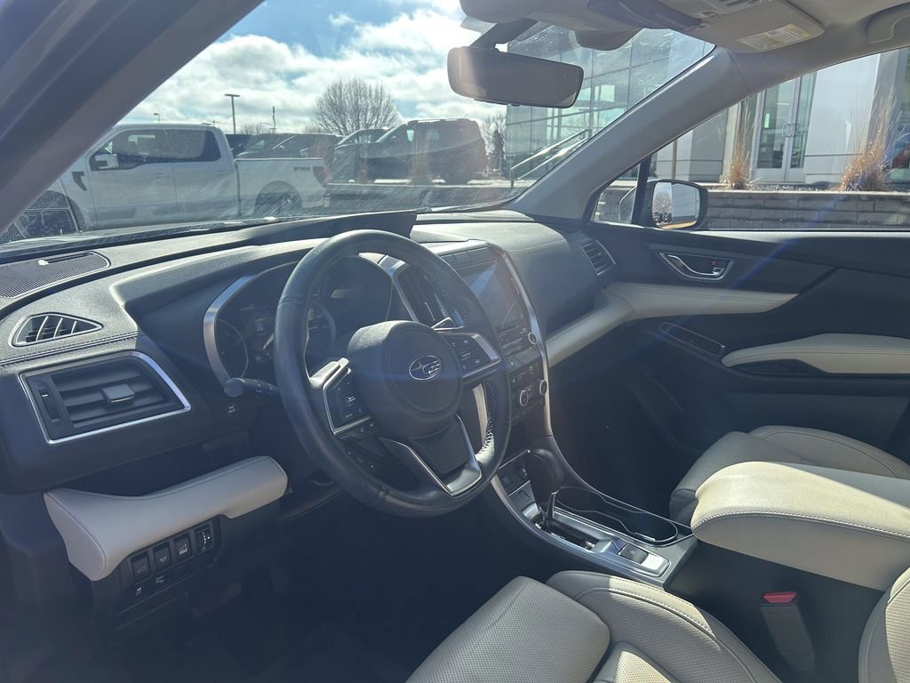 Used 2022 Subaru Ascent Limited w/ Technology Package image 9