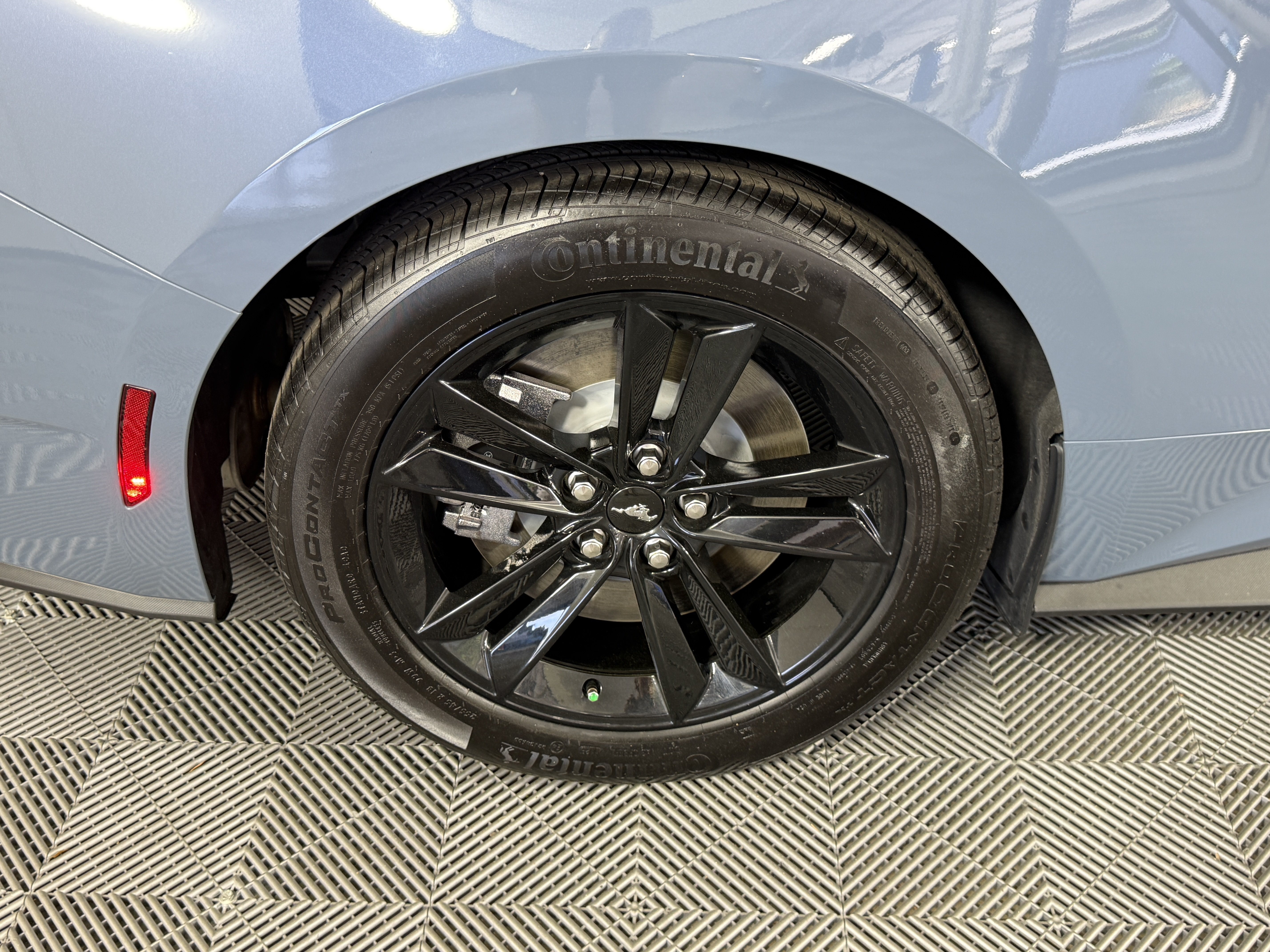 Certified 2025 Ford Mustang GT RWD image 29