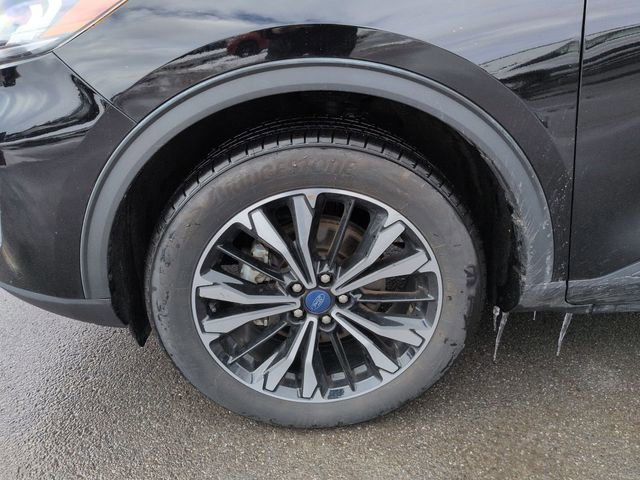 Certified 2022 Ford Escape SE w/ SE Sport Appearance Package image 21