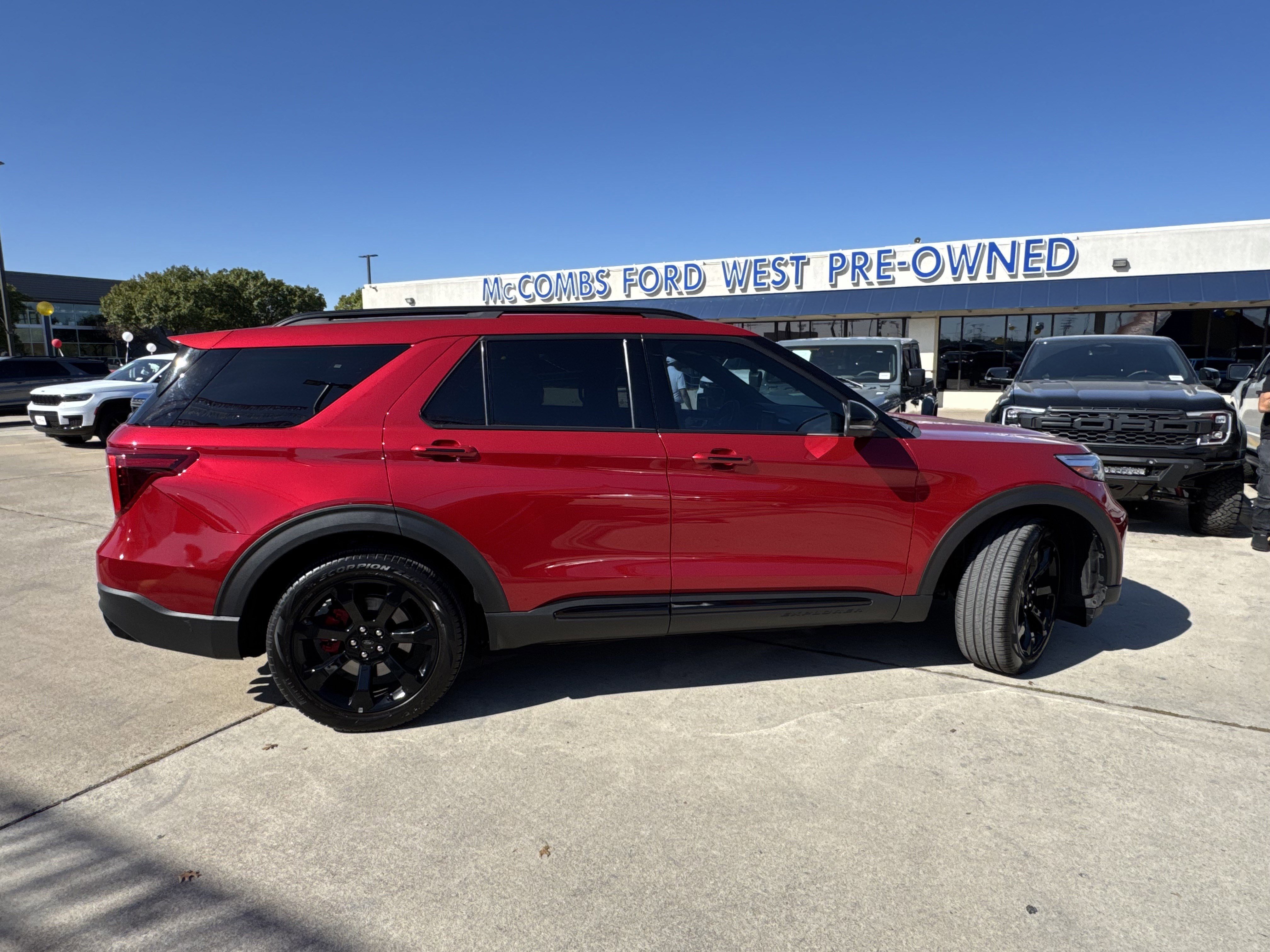 Certified 2023 Ford Explorer ST w/ Equipment Group 401A image 3