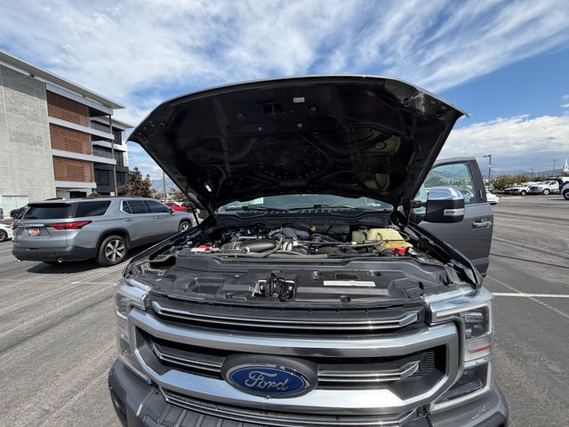 Certified 2021 Ford F350 Platinum w/ Tremor Off-Road Package AWD/4WD image 21