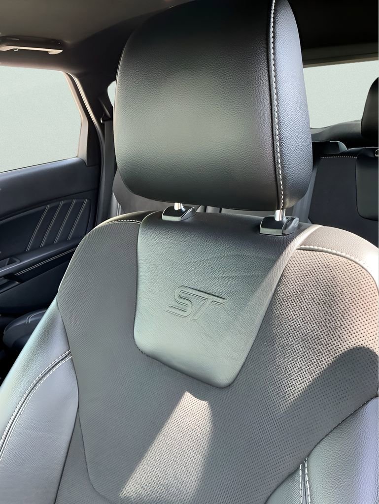 Certified 2022 Ford Edge ST image 27