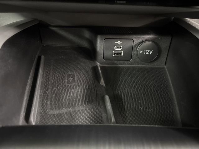 Certified 2025 Ford Escape SE w/ PHEV Premium Package image 34