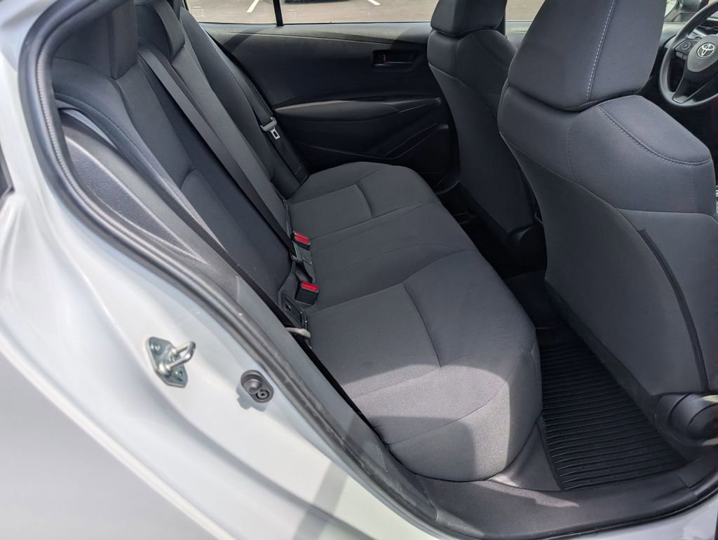 Used 2022 Toyota Corolla LE w/ LE Premium Package FWD image 19