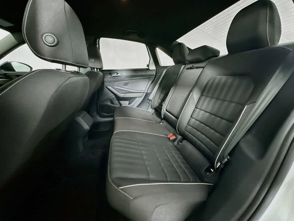 Used 2024 Volkswagen Jetta Sport FWD image 13