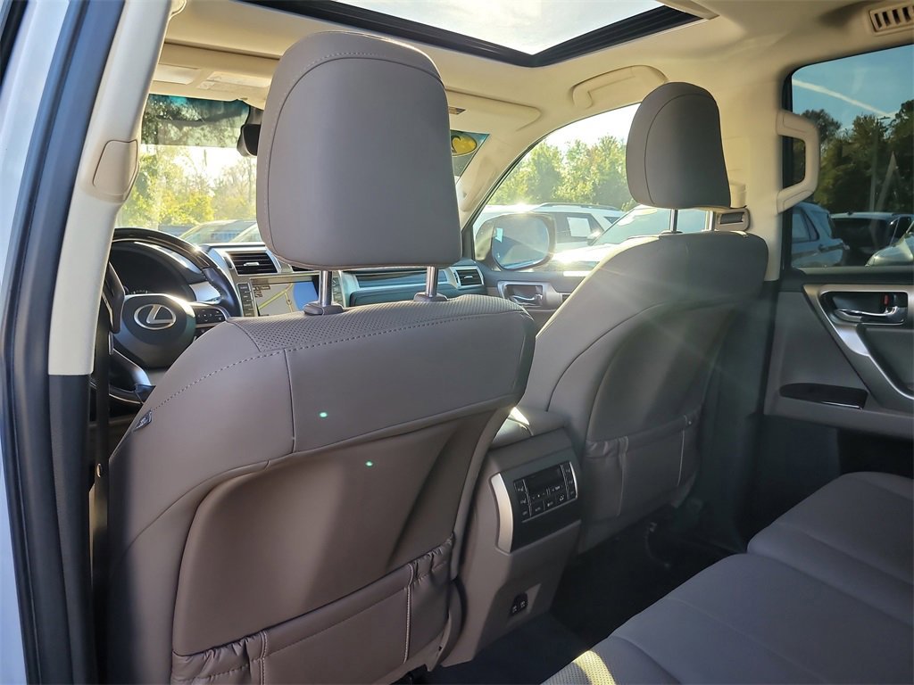 Used 2020 Lexus GX 460 Premium image 9