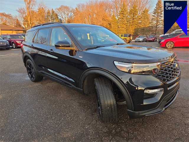 Certified 2023 Ford Explorer ST-Line w/ Class IV Trailer Tow Package image 1