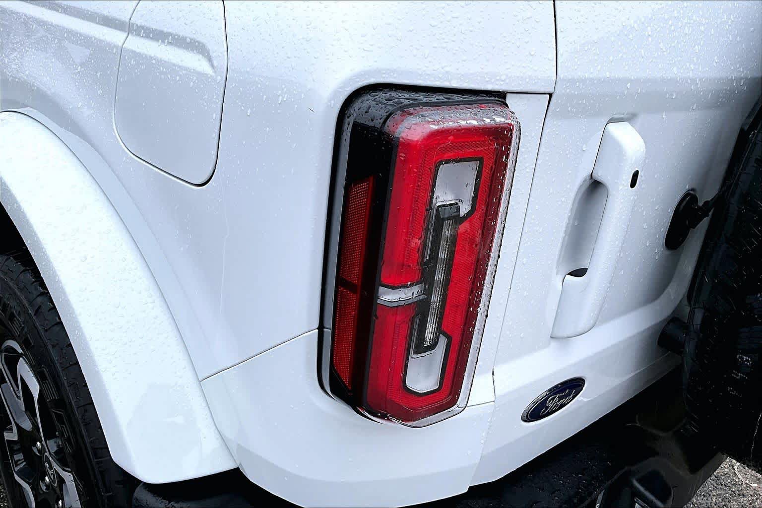 Certified 2025 Ford Bronco Outer Banks AWD/4WD image 28