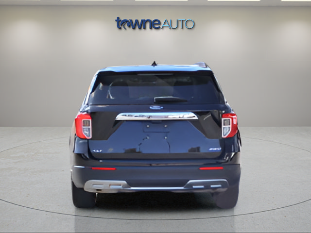 Certified 2023 Ford Explorer XLT w/ Equipment Group 202A AWD/4WD image 4