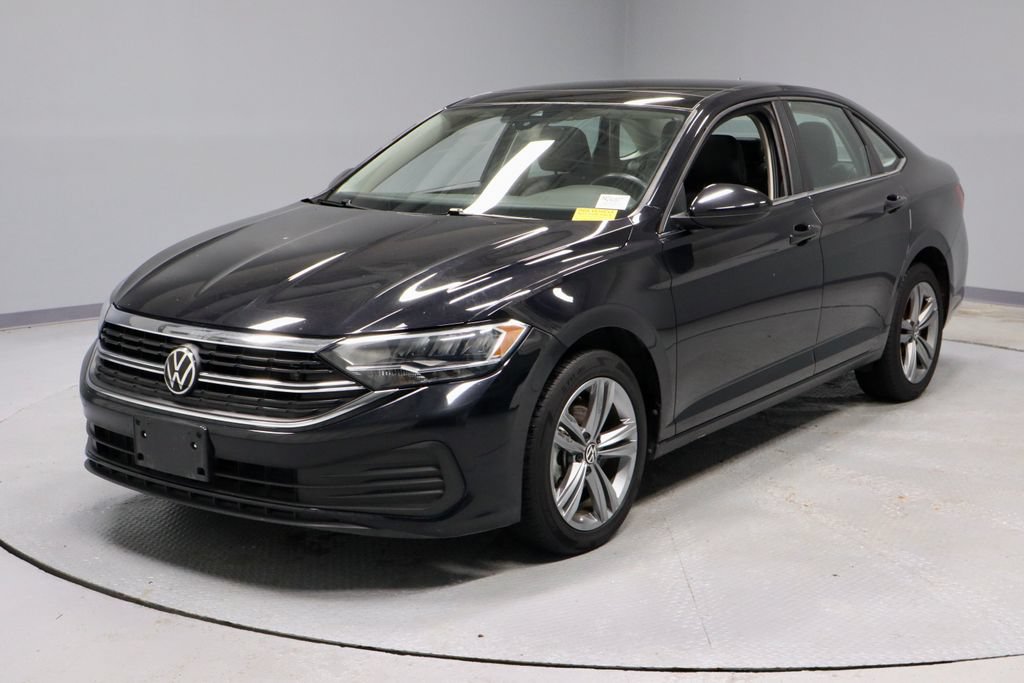 Used 2024 Volkswagen Jetta SE FWD image 7