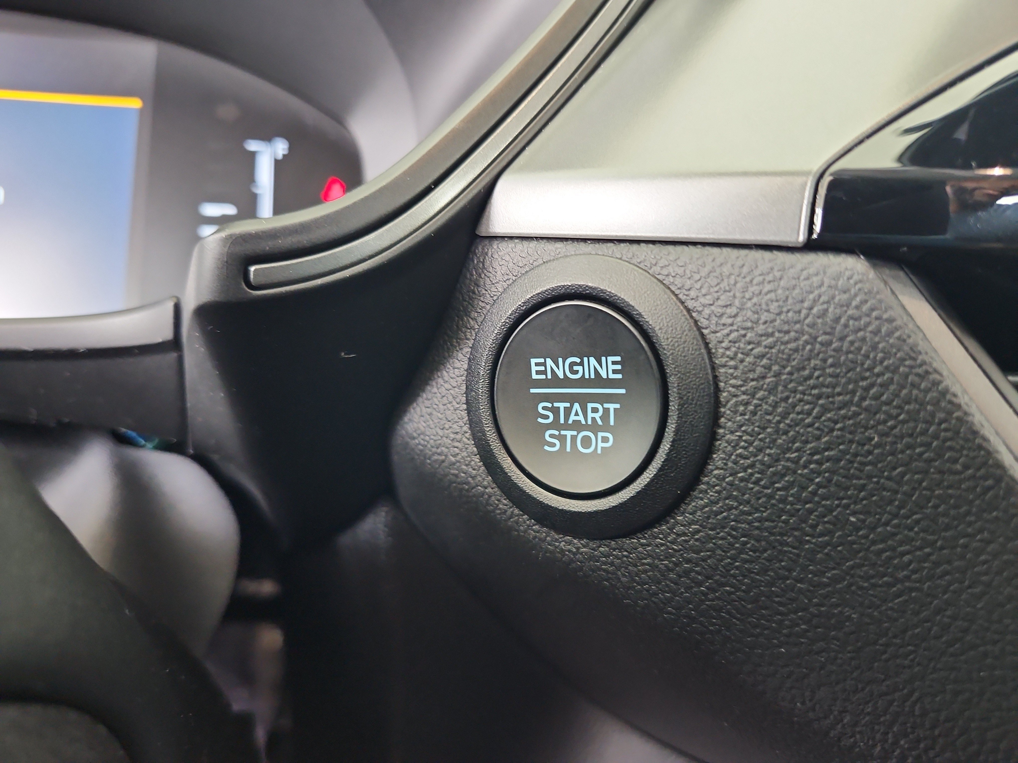 Certified 2024 Ford Escape Active FWD image 30