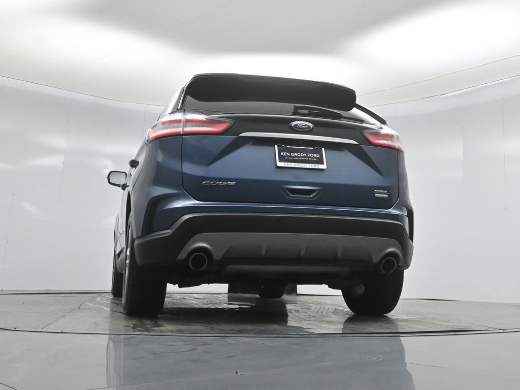 Certified 2019 Ford Edge SEL w/ Equipment Group 201A image 16
