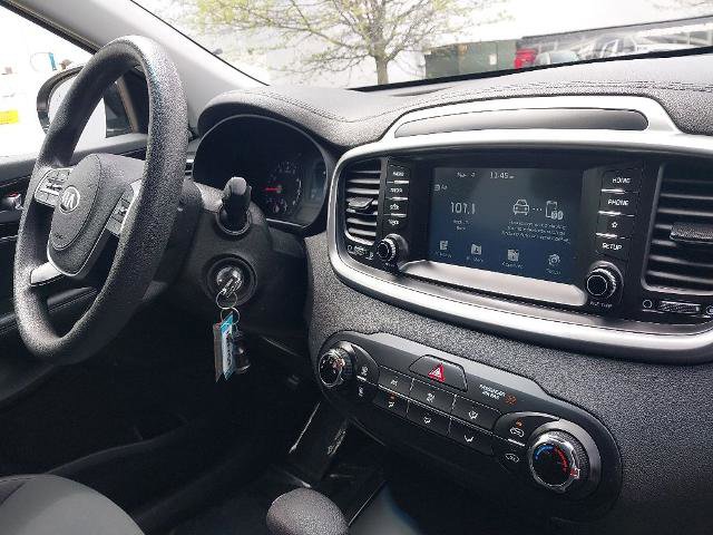 Used 2019 Kia Sorento AWD image 25