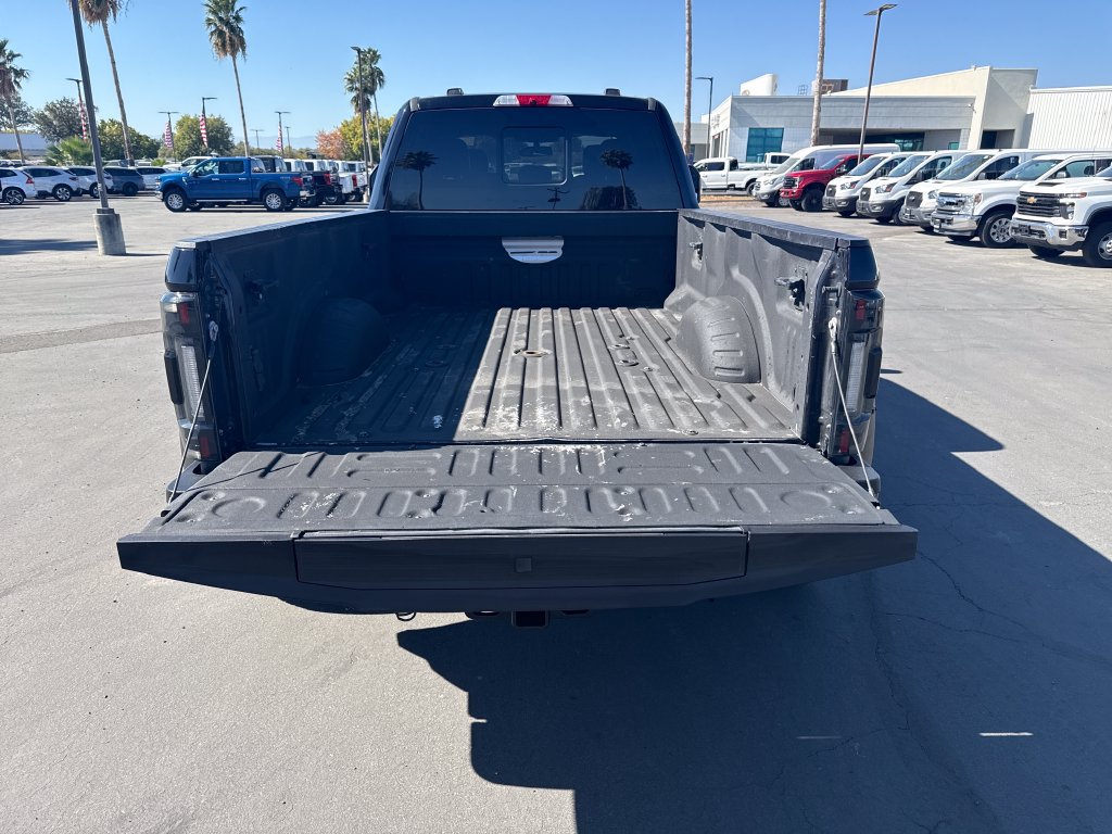 Certified 2022 Ford F450 Platinum w/ Camper Package AWD/4WD image 23