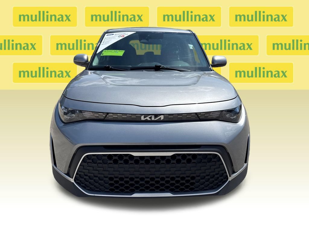 Used 2023 Kia Soul LX FWD image 12
