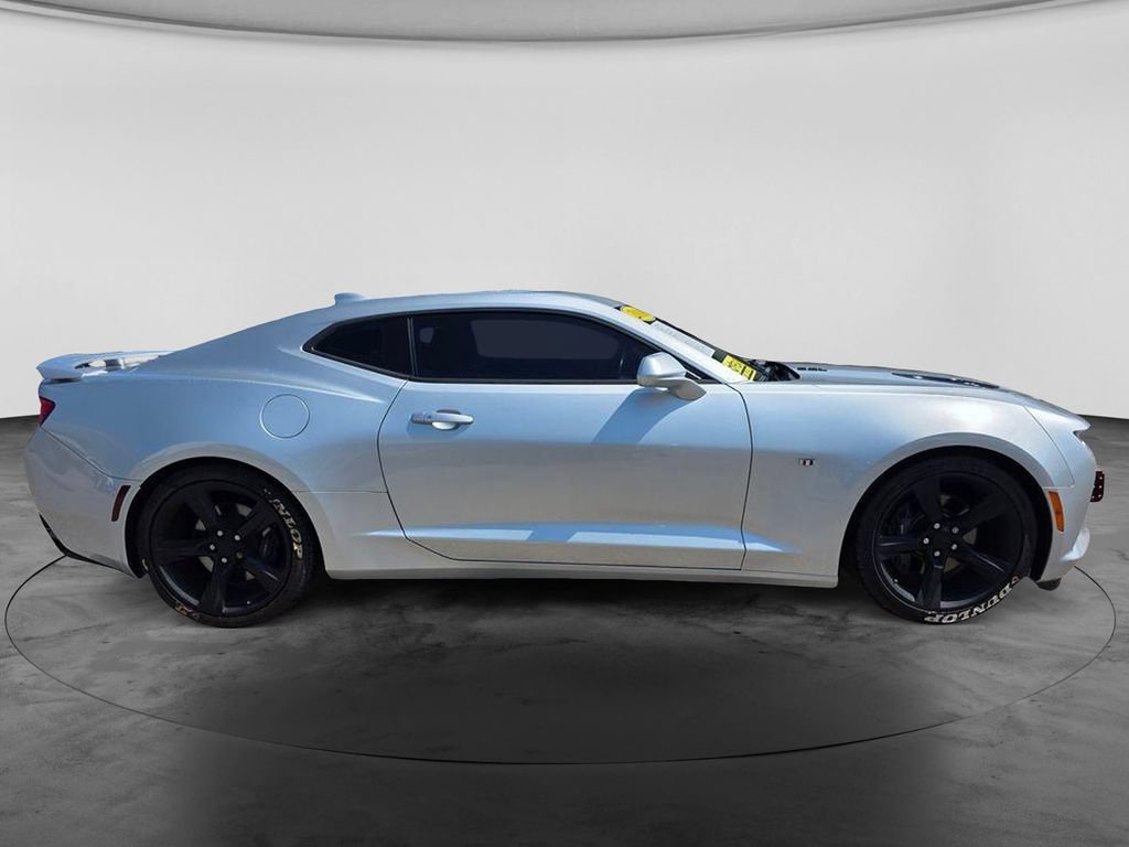 Used 2018 Chevrolet Camaro SS RWD image 10